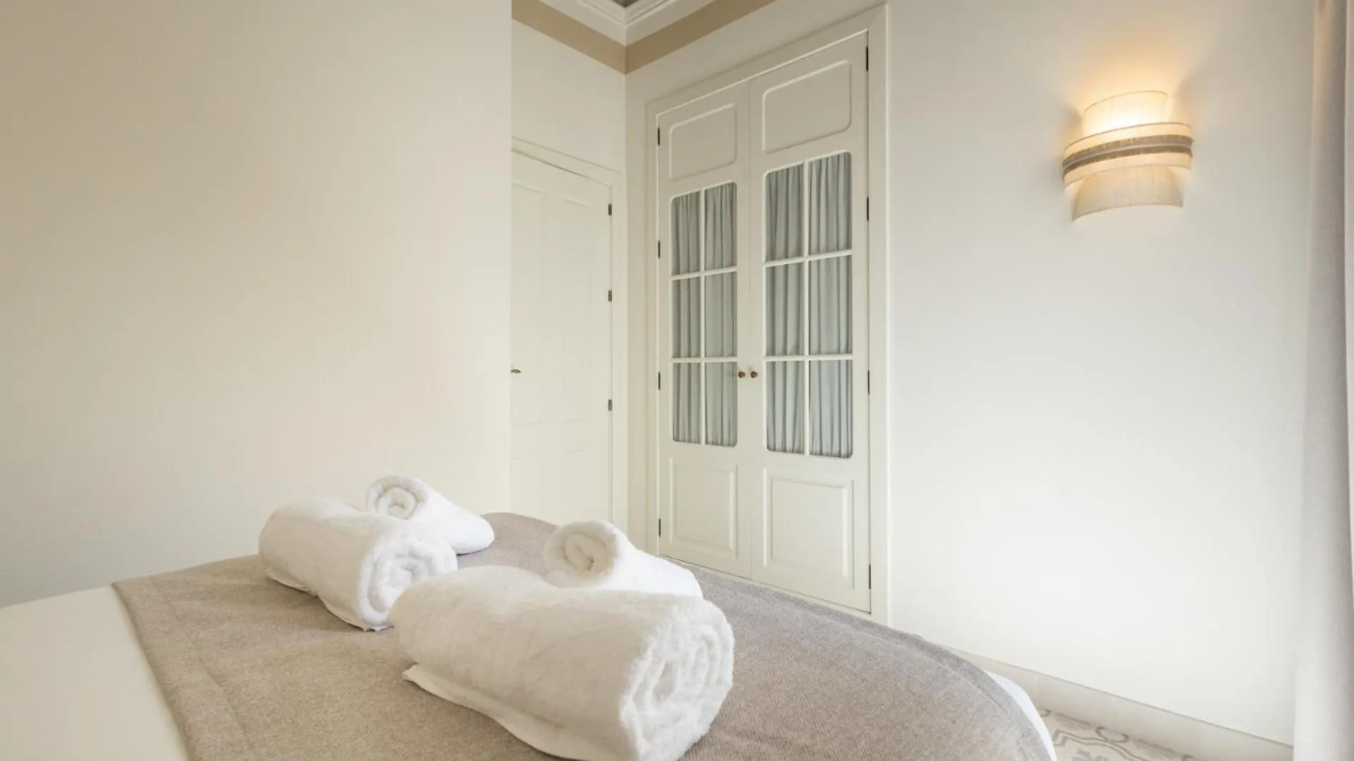 Apartment Aladro Apartamentos By Valcambre Jerez de la Frontera Spain