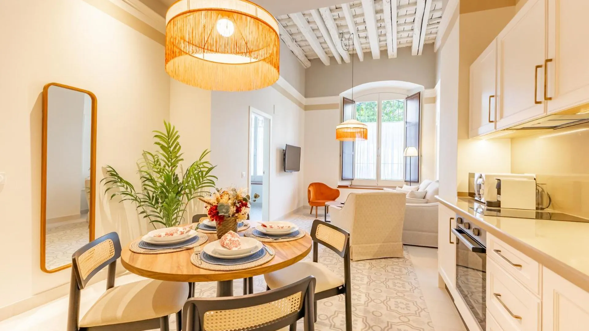 Aladro Apartamentos By Valcambre Jerez de la Frontera Spain