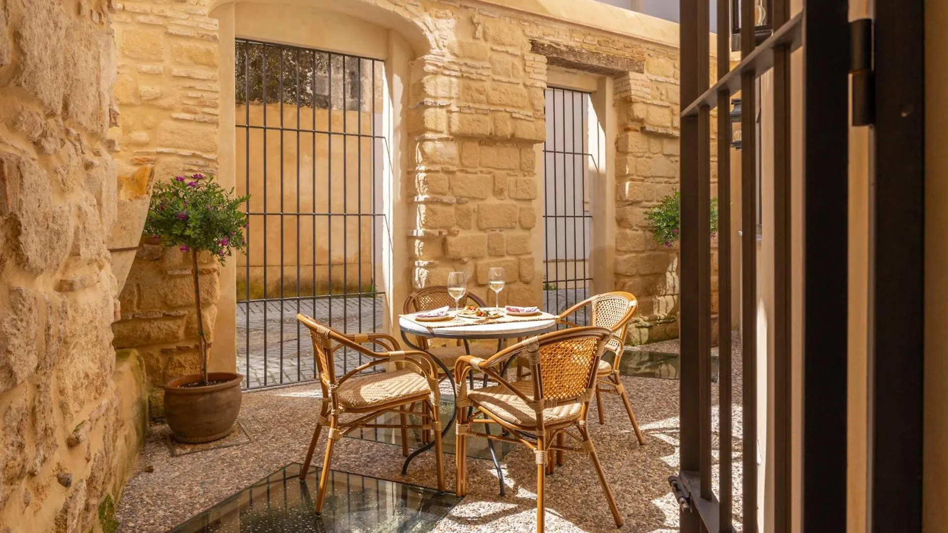 Apartment Aladro Apartamentos By Valcambre Jerez de la Frontera