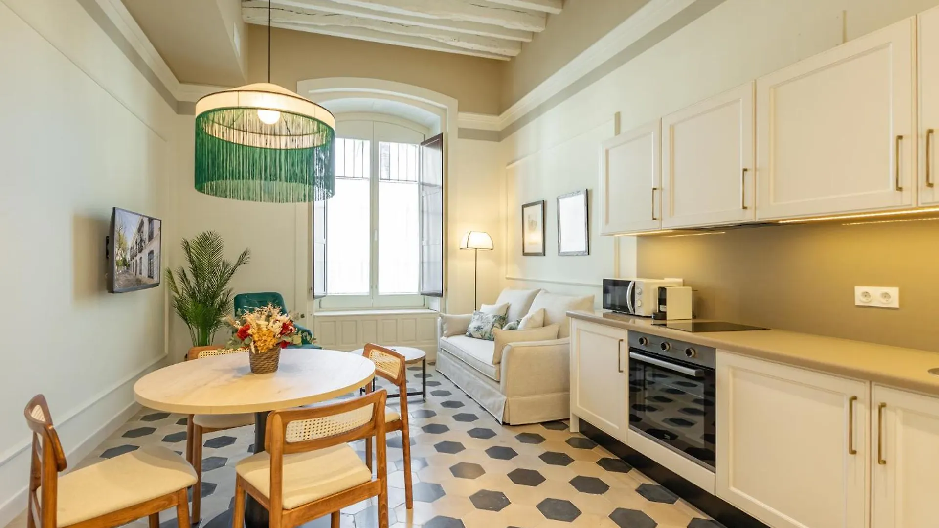 Aladro Apartamentos By Valcambre Jerez de la Frontera 0*,  Spain
